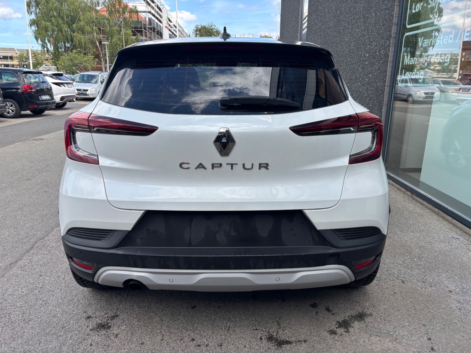 Hvid Renault Captur fra 2020