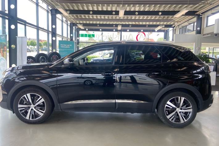 Sort Peugeot 3008 fra 2021