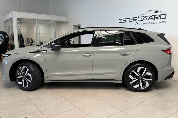 Grå Skoda Enyaq fra 2026