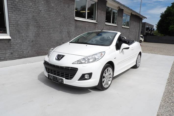 Hvid Peugeot 207 fra 2011