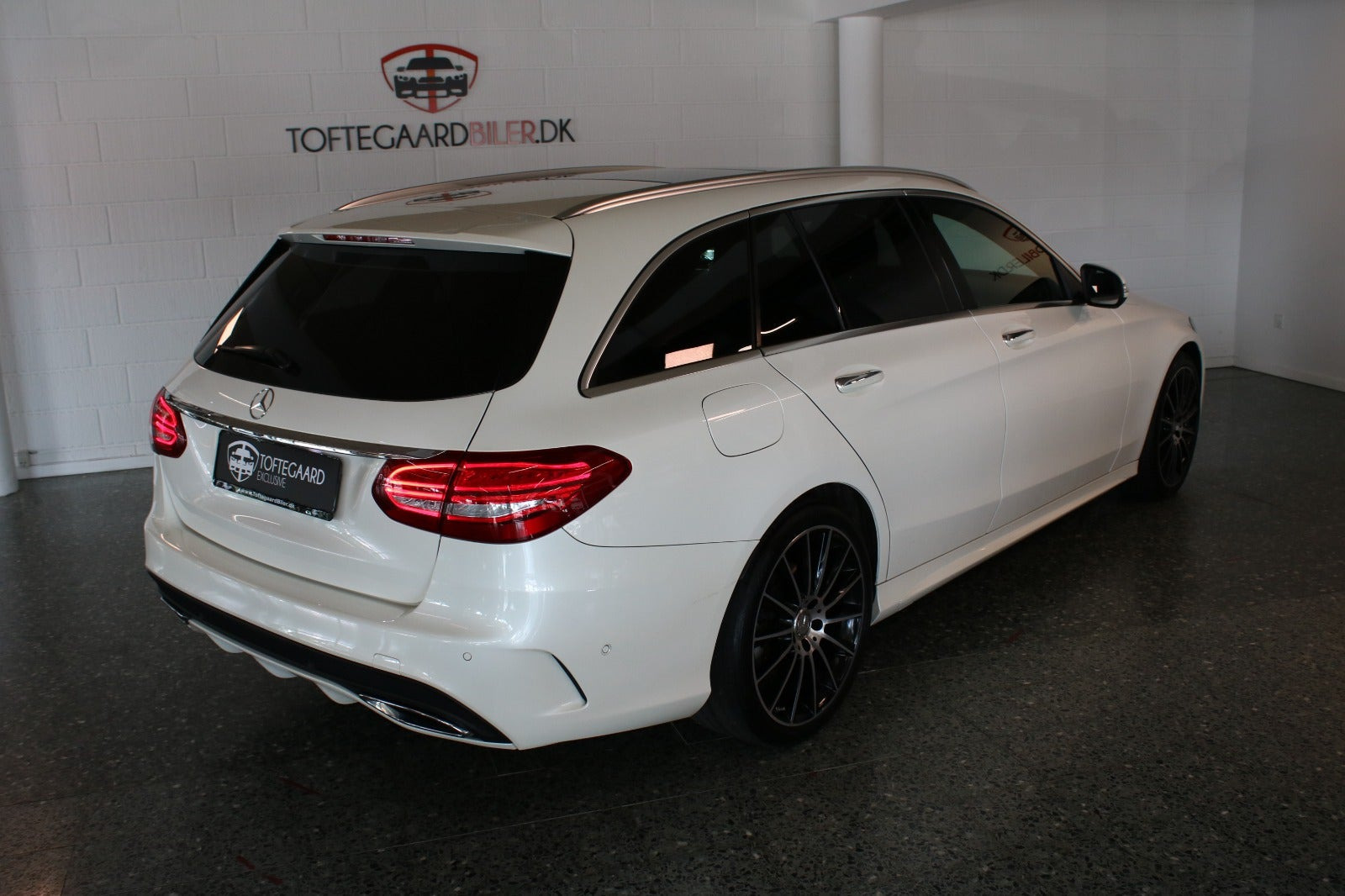 Hvid Mercedes C250 fra 2015