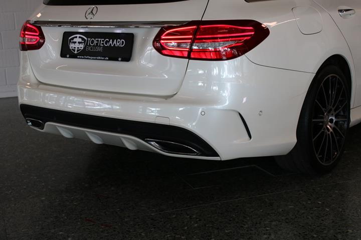 Hvid Mercedes C250 fra 2015