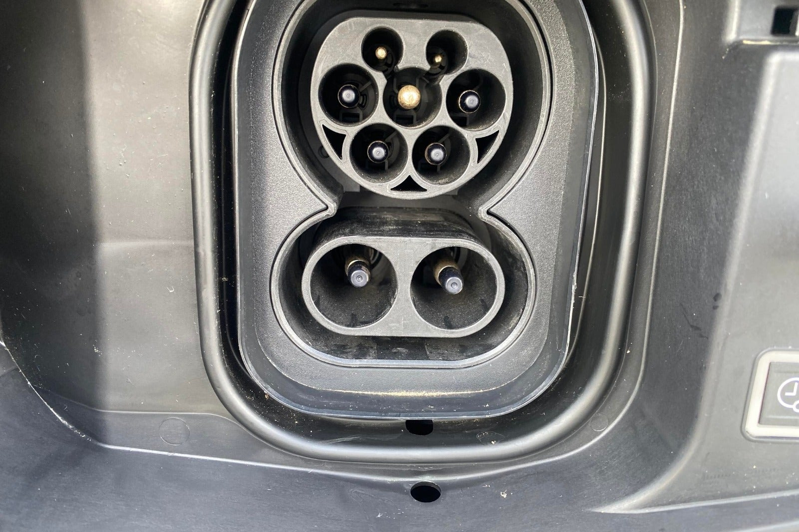 Grå Citroën ë-C4 X fra 2025