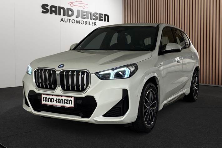 Hvid BMW iX1 fra 2023