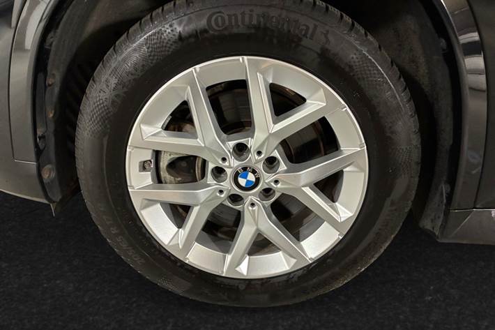 Sort BMW iX1 fra 2023