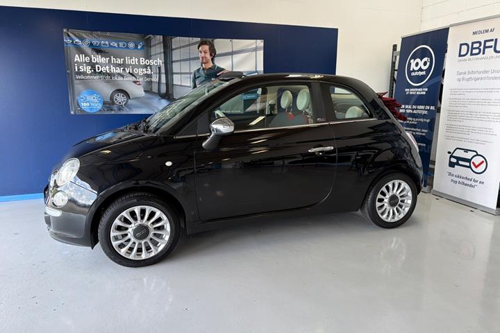 Sort Fiat 500C fra 2015