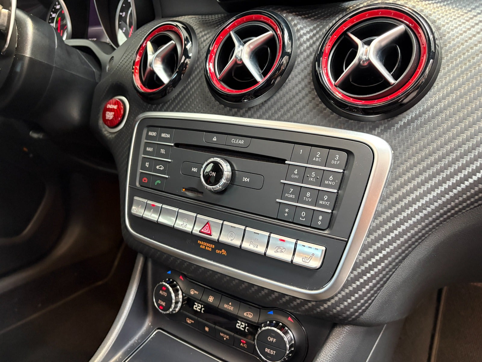 Hvid Mercedes A45 fra 2017