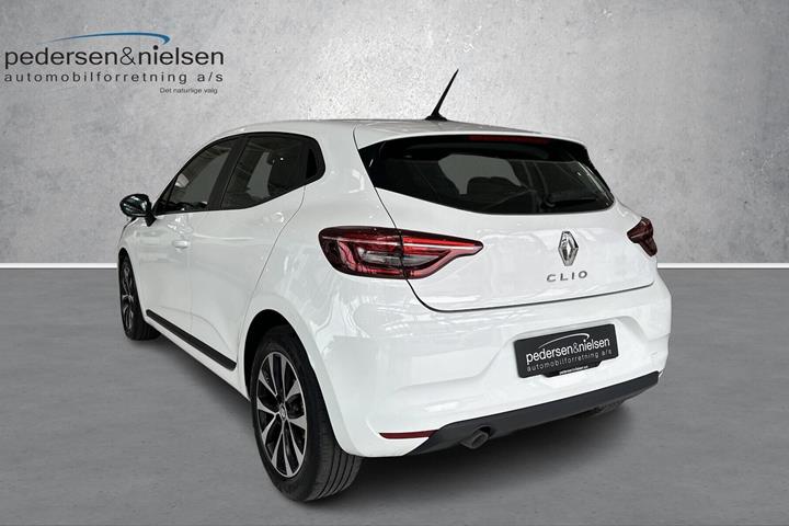 Hvid Renault Clio fra 2024