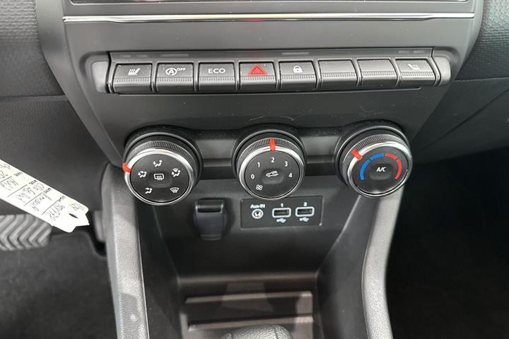 Hvid Renault Clio fra 2024