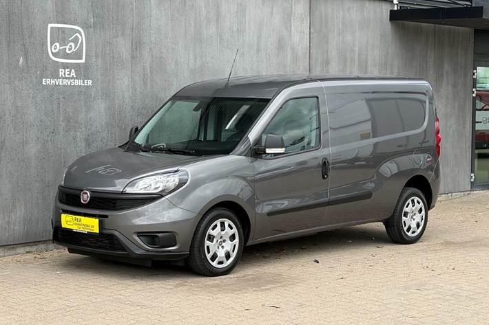Hvid Fiat Doblò fra 2023