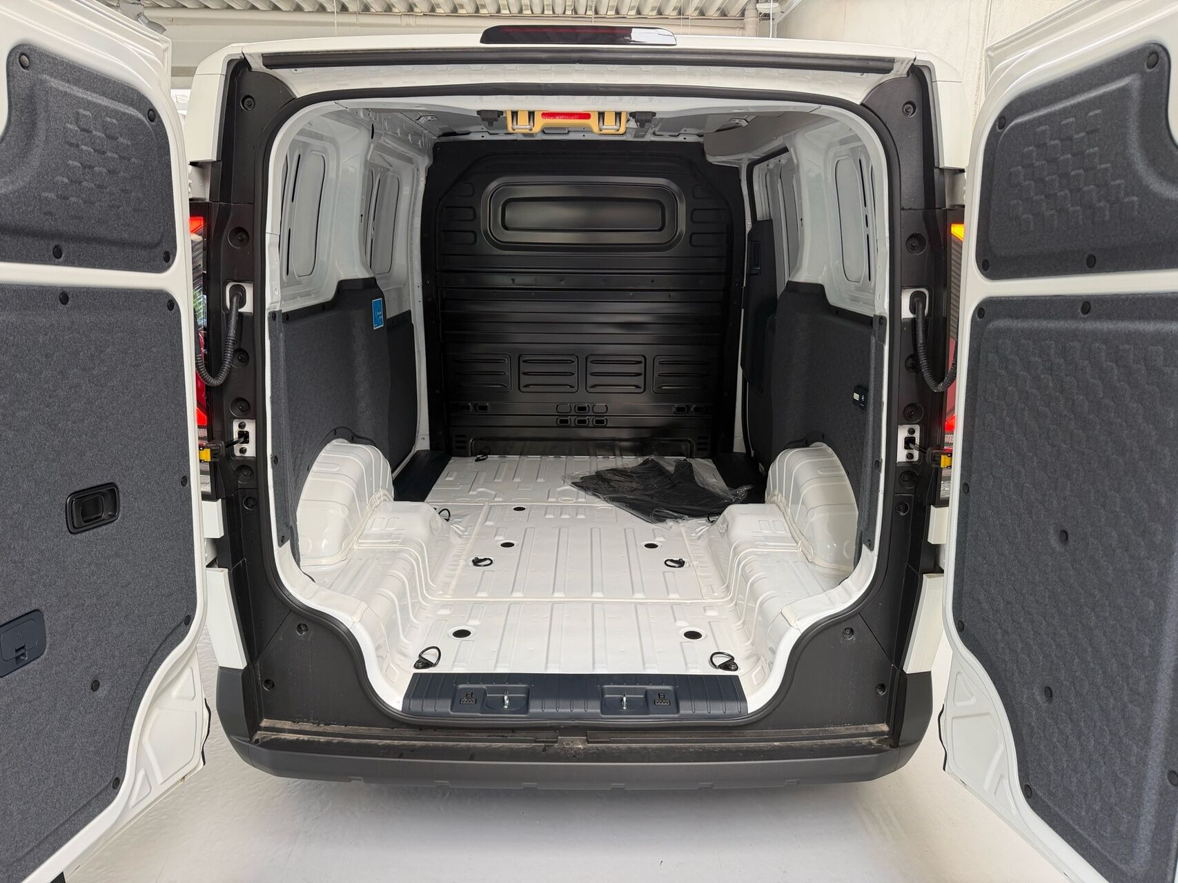 Hvid Kia PV5 Cargo fra 2026