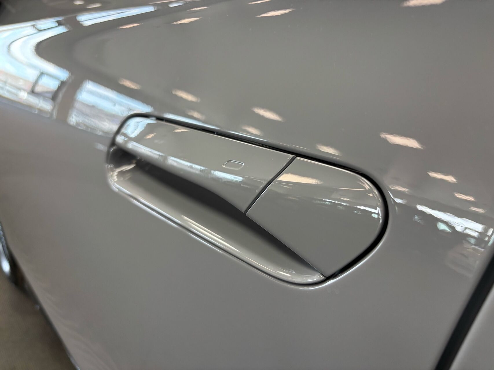 Grå VW ID.7 fra 2025