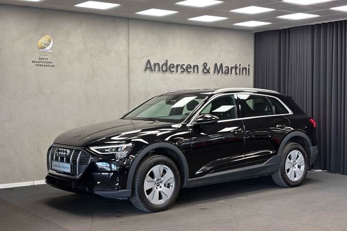 Sort Audi e-tron fra 2023