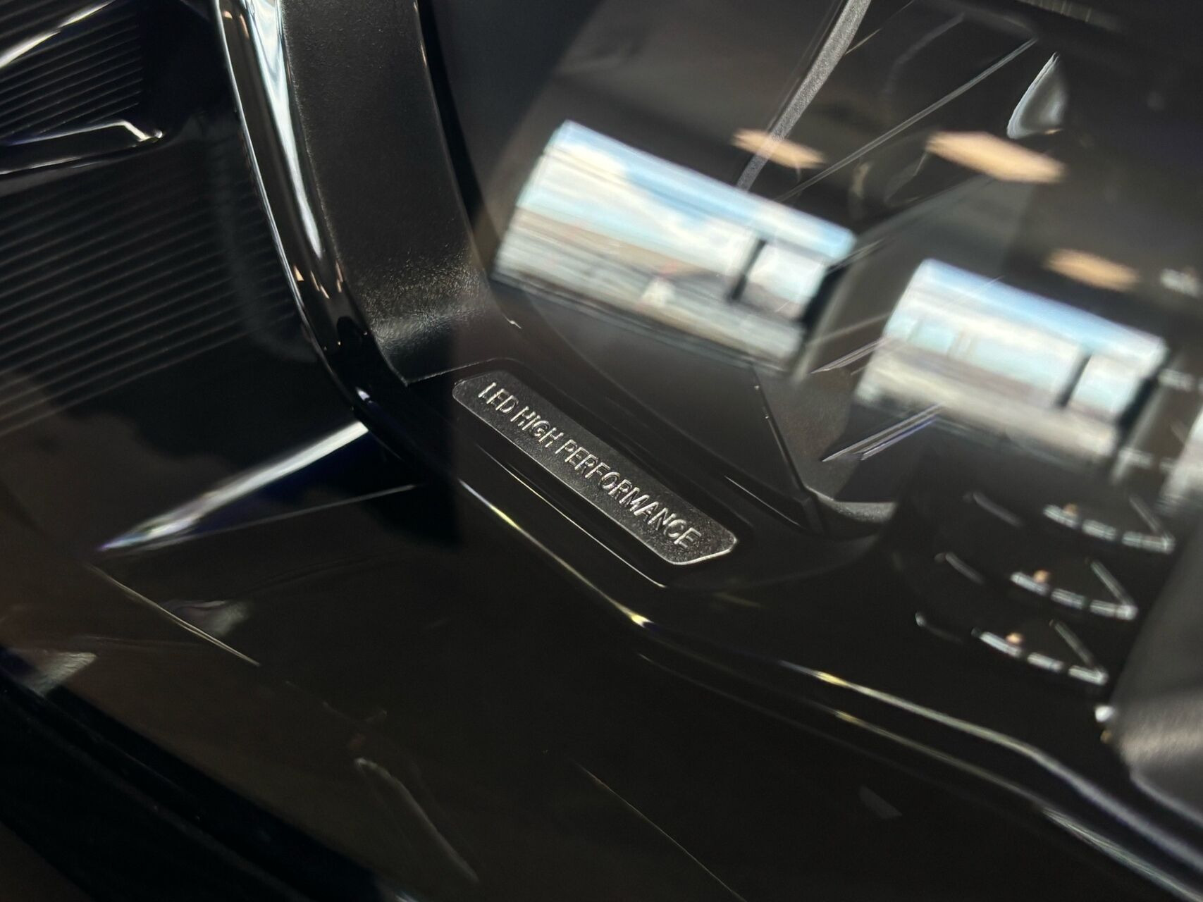 Sort Mercedes EQA 250+ fra 2025