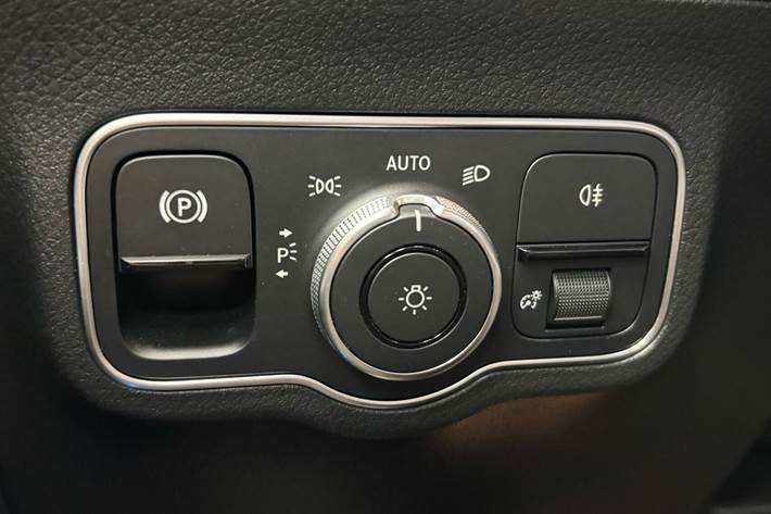 Sort Mercedes EQA 250+ fra 2025