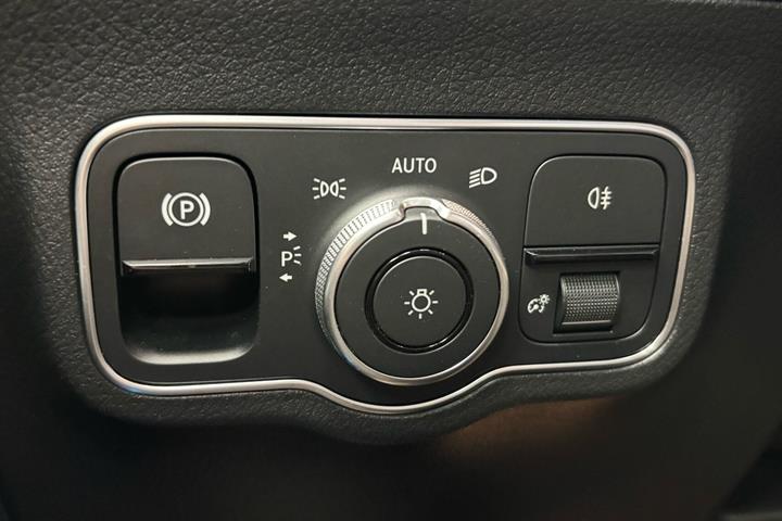 Sort Mercedes EQA 250+ fra 2025