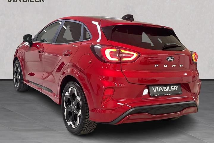 Rød Ford Puma Gen-E fra 2025