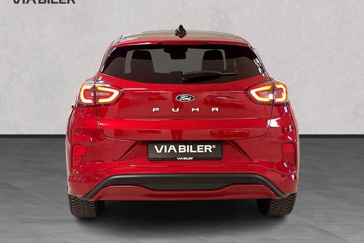 Rød Ford Puma Gen-E fra 2025