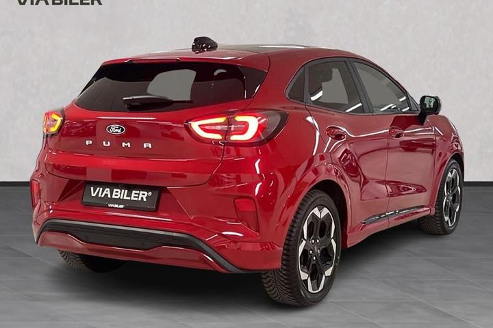 Rød Ford Puma Gen-E fra 2025