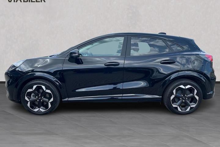 Sort Ford Puma Gen-E fra 2025