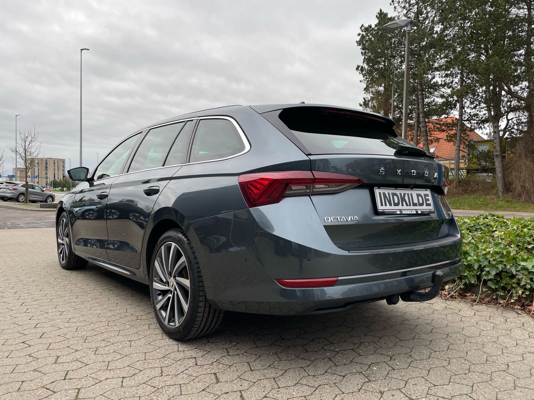 Sort Skoda Octavia fra 2021