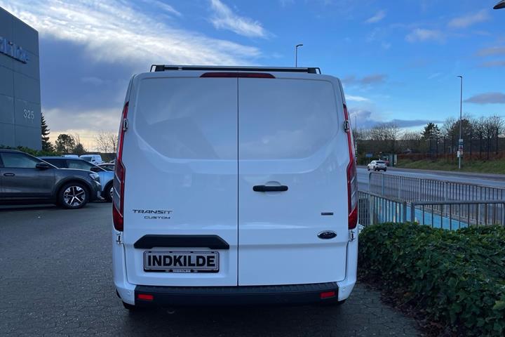 Hvid Ford Transit Custom fra 2018