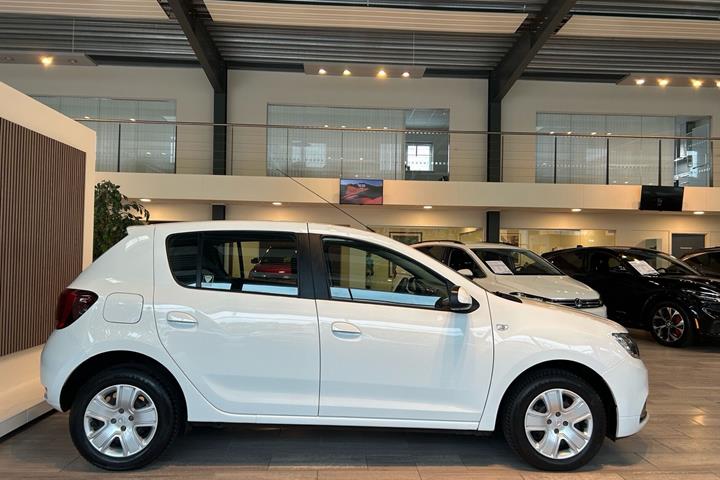 Hvid Dacia Sandero fra 2020