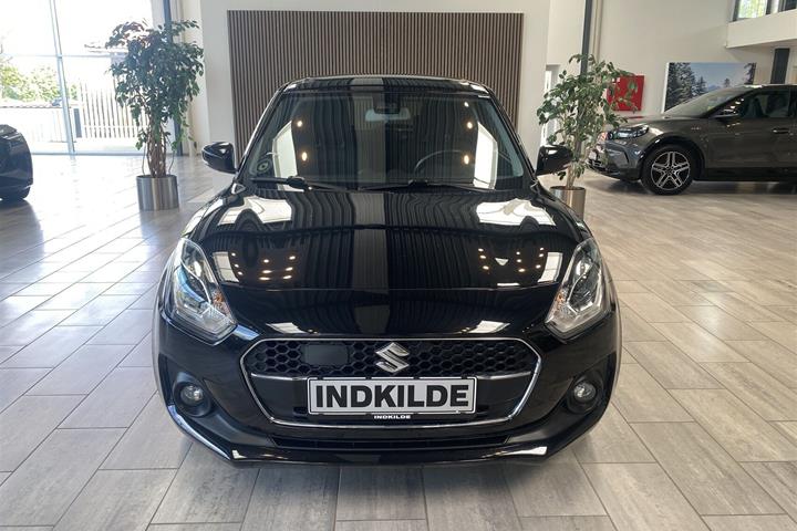 Sort Suzuki Swift fra 2019