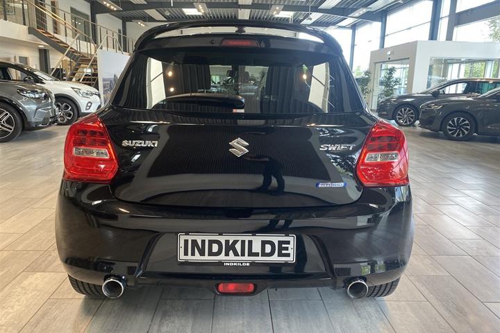 Sort Suzuki Swift fra 2019