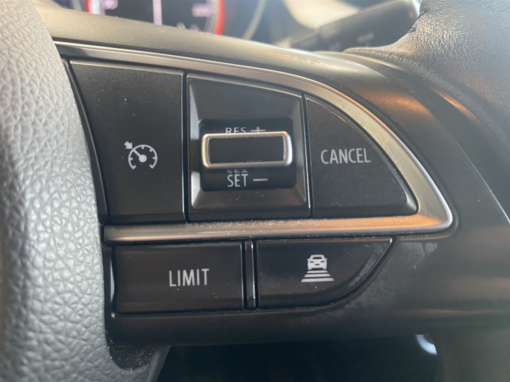 Sort Suzuki Swift fra 2019