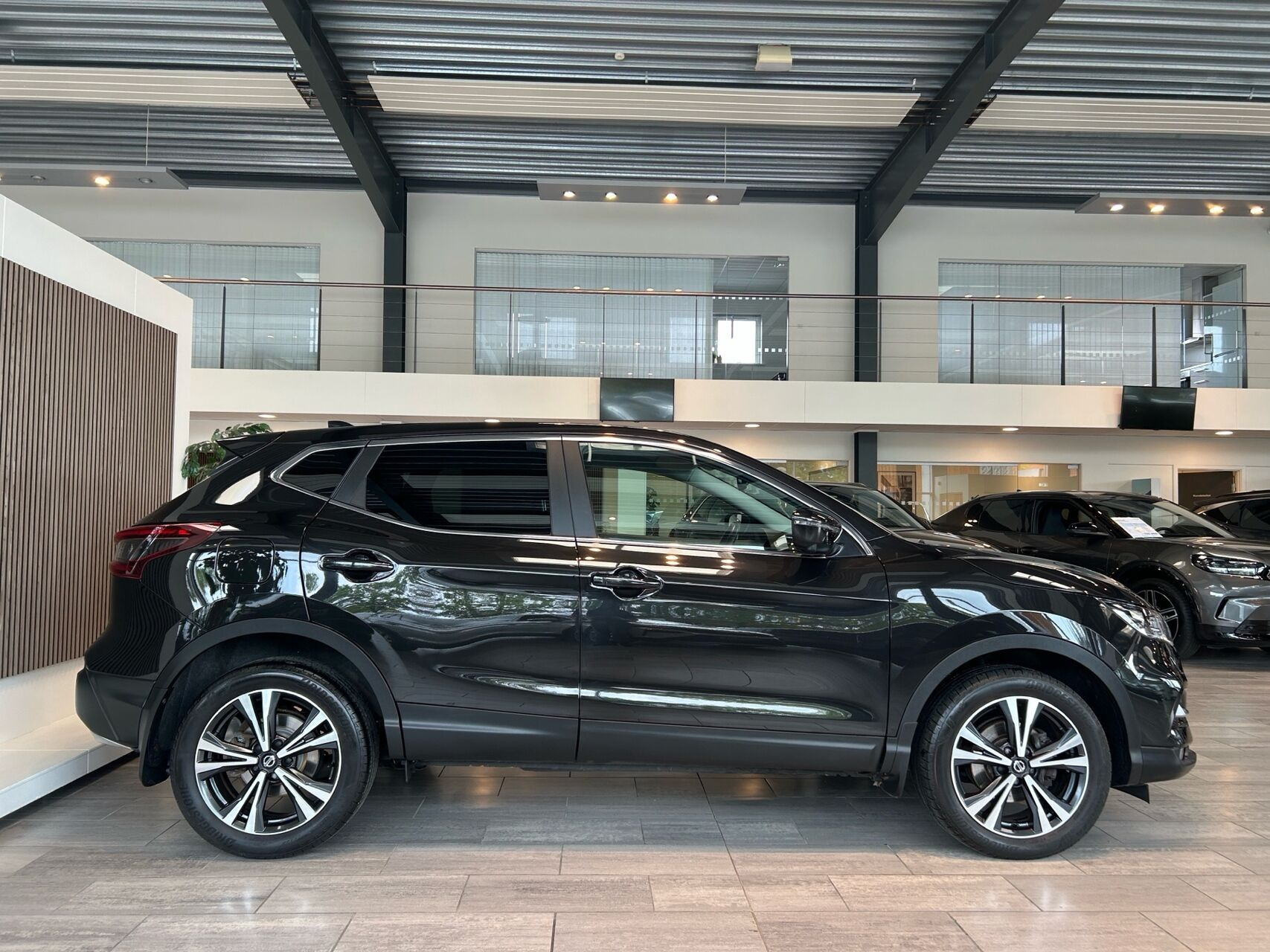 Sort Nissan Qashqai fra 2021