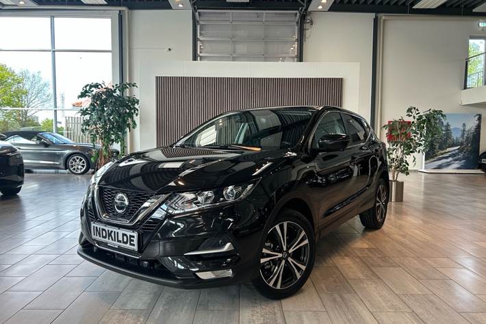 Sort Nissan Qashqai fra 2020