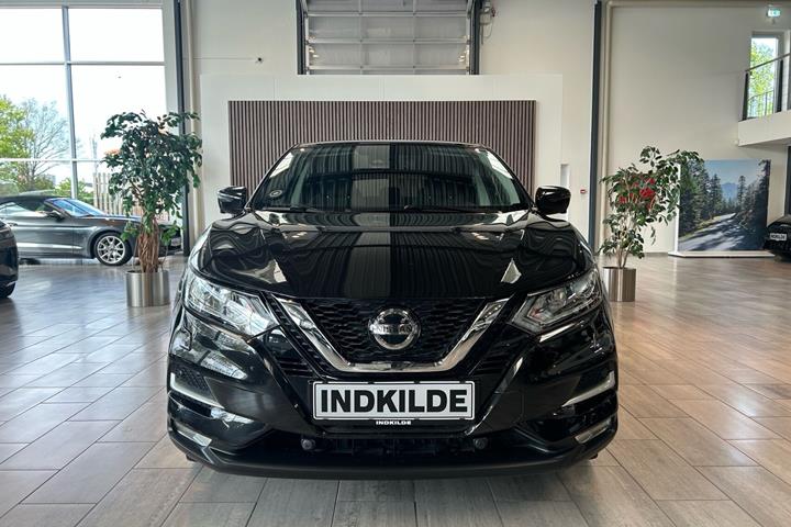 Sort Nissan Qashqai fra 2020