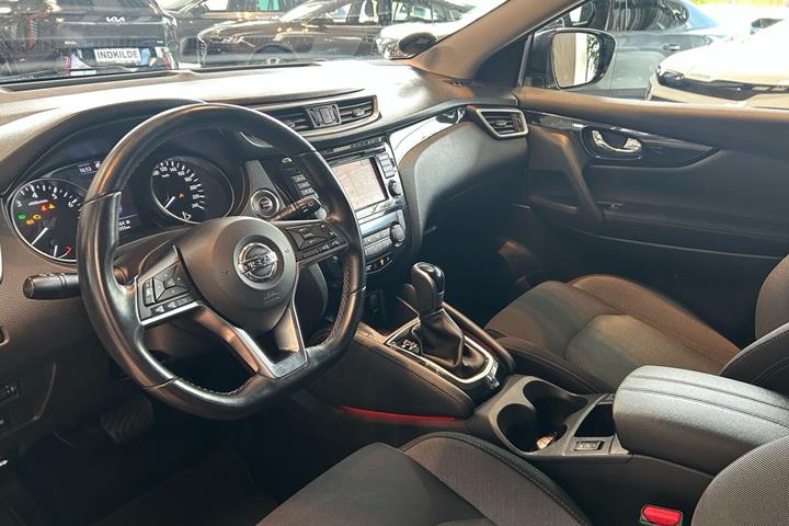 Sort Nissan Qashqai fra 2020
