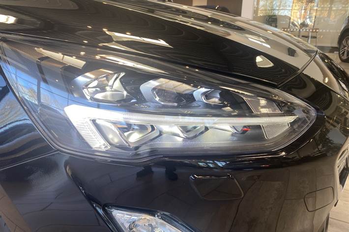 Sort Ford Focus fra 2020