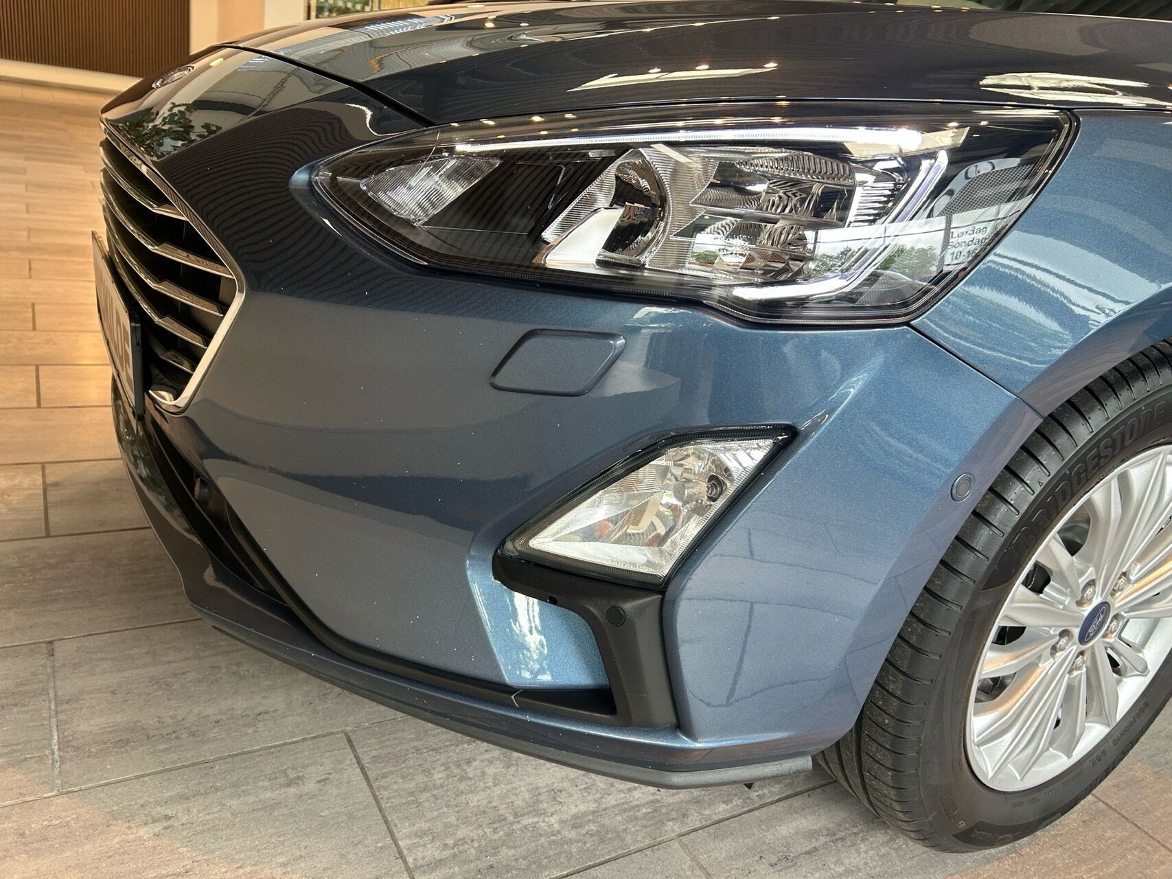 Blå Ford Focus fra 2020