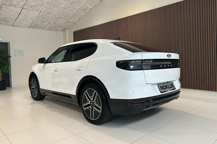 Hvid Ford Capri fra 2025