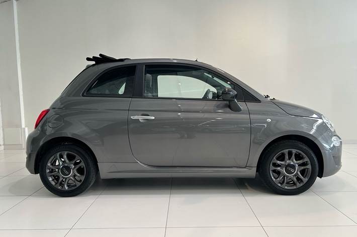 Sort Fiat 500C fra 2021