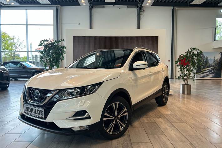 Hvid Nissan Qashqai fra 2020