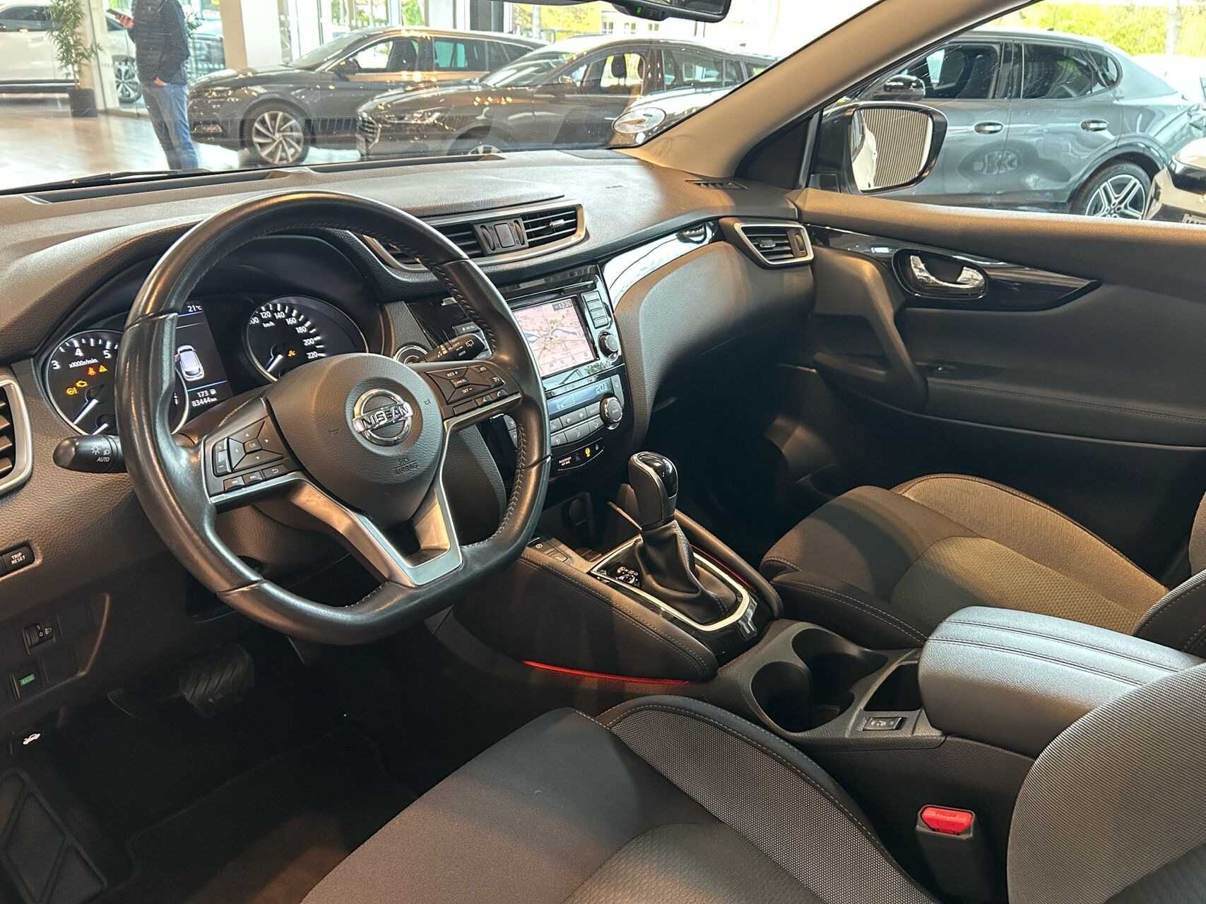 Hvid Nissan Qashqai fra 2020
