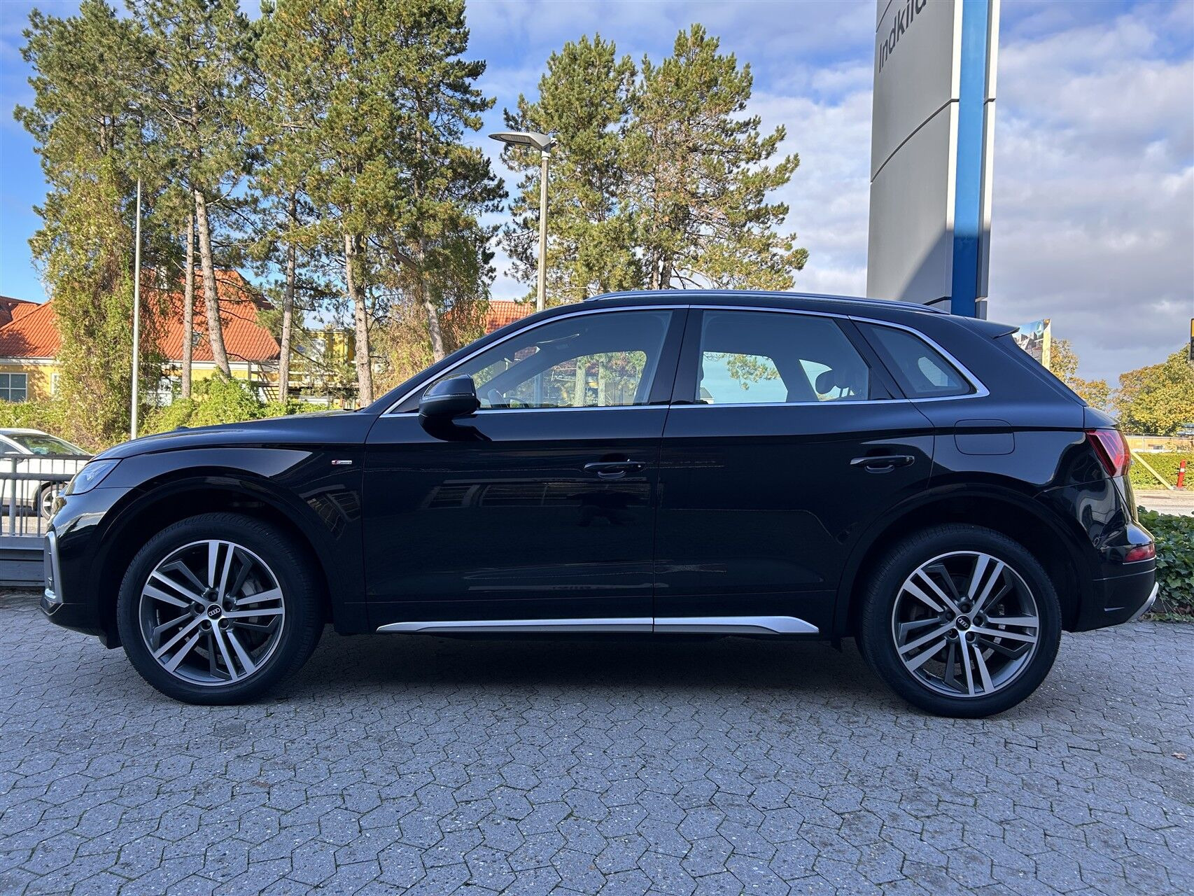 Sort Audi Q5 fra 2021