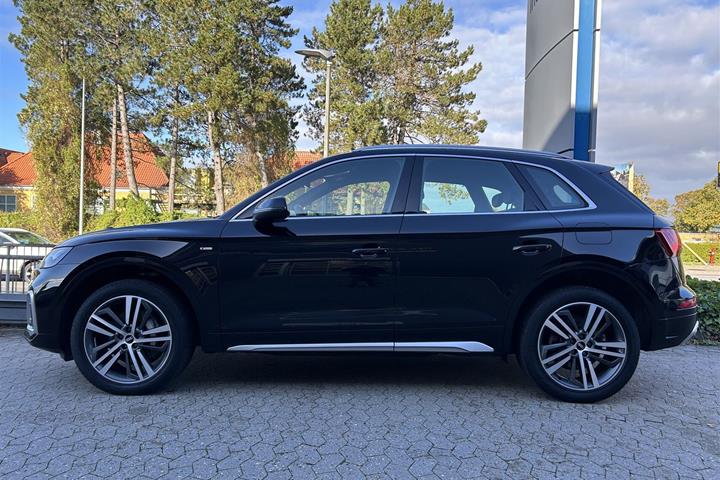 Sort Audi Q5 fra 2021