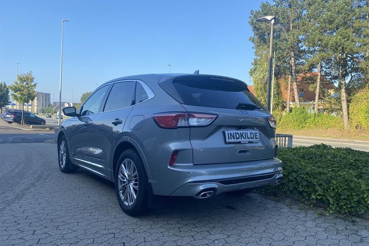 Sølv Ford Kuga fra 2020