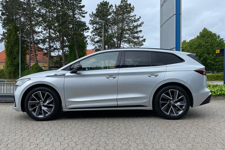 Sølv Skoda Enyaq iV fra 2021