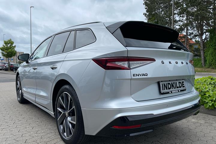 Sølv Skoda Enyaq iV fra 2021