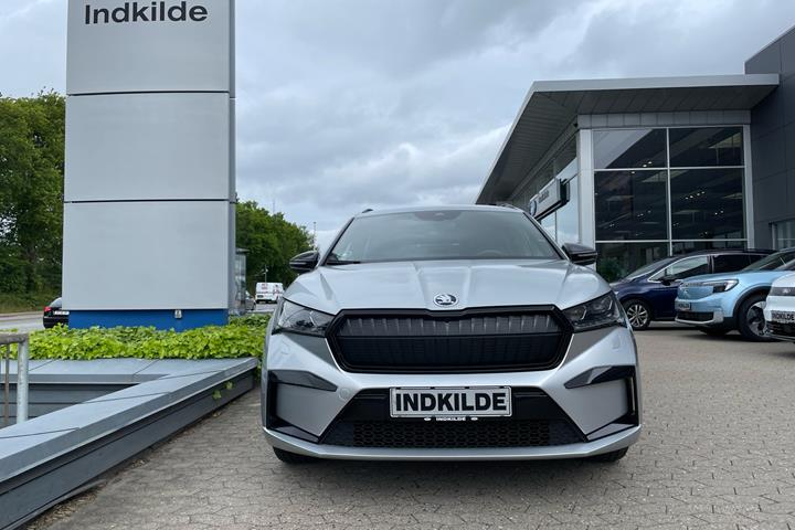 Sølv Skoda Enyaq iV fra 2021