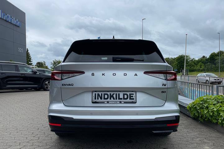 Sølv Skoda Enyaq iV fra 2021