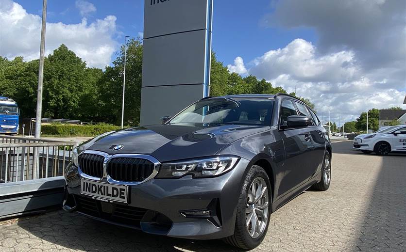 BMW 330e 2,0 Touring Plugin-hybrid Sport Line Steptronic 292HK Stc 8g Aut.