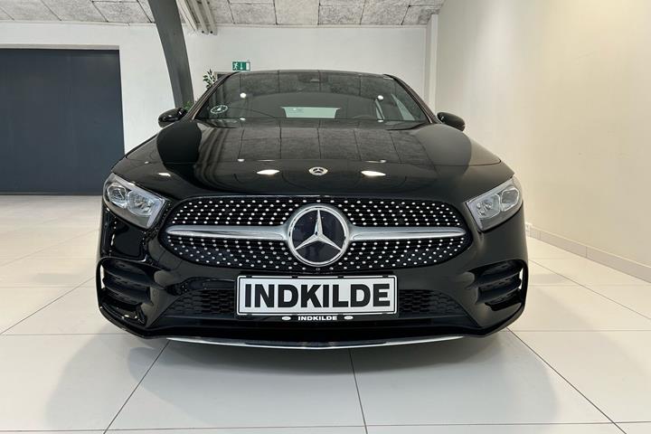 Sort Mercedes A200 fra 2022