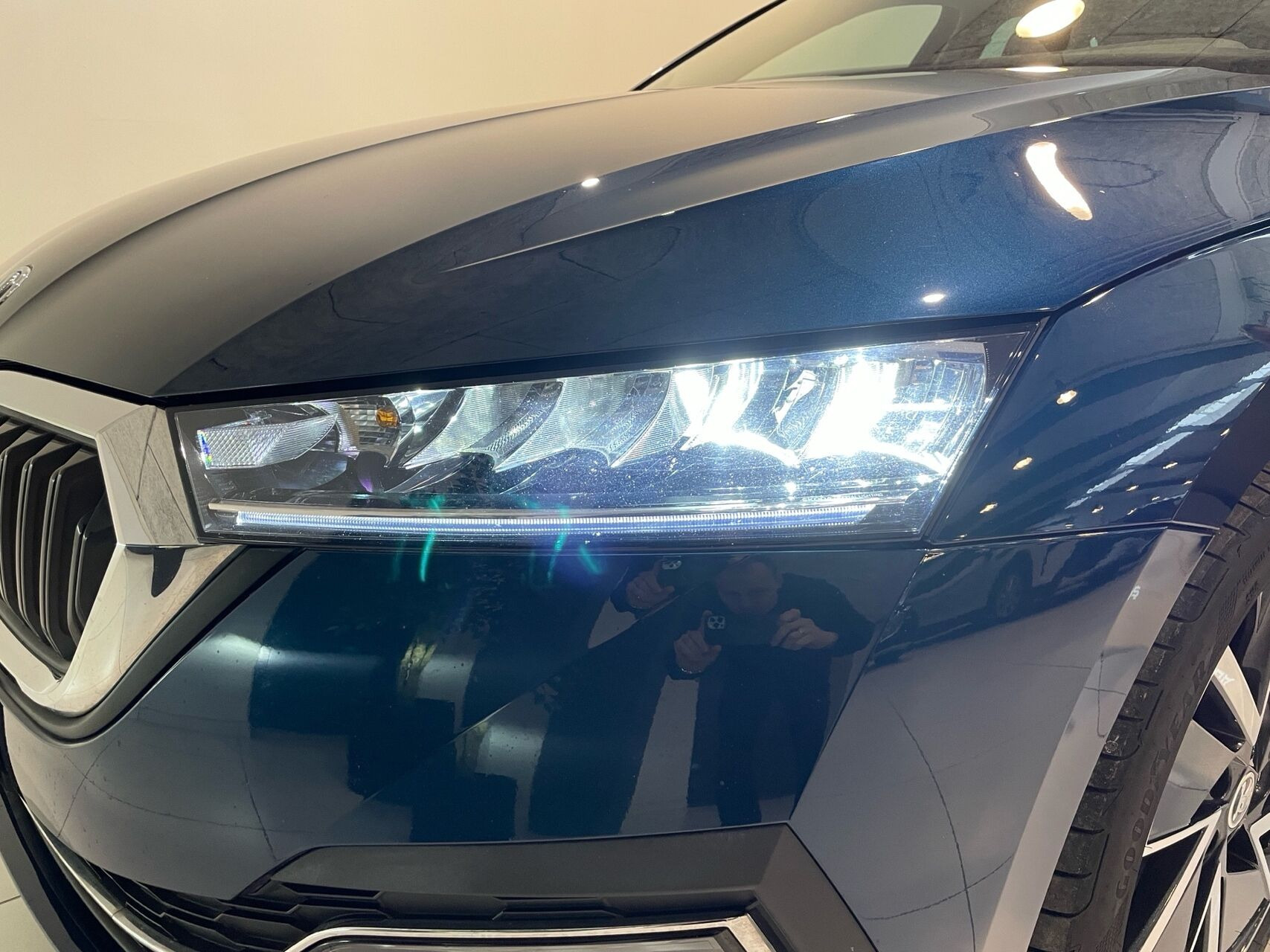 Blå Skoda Octavia fra 2020
